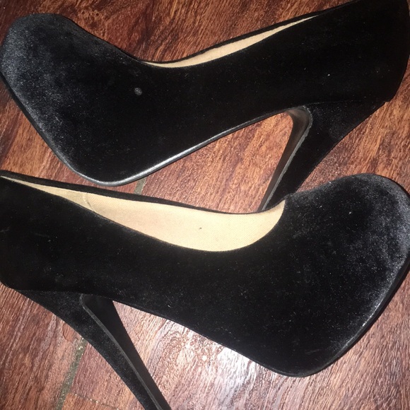 Shoes - Picture 1 of 1